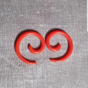 Red Spiral Gauges